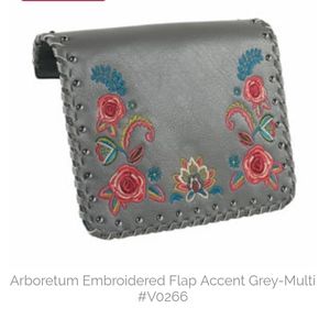 Magnolia and Vine Embroidered Flap Accent